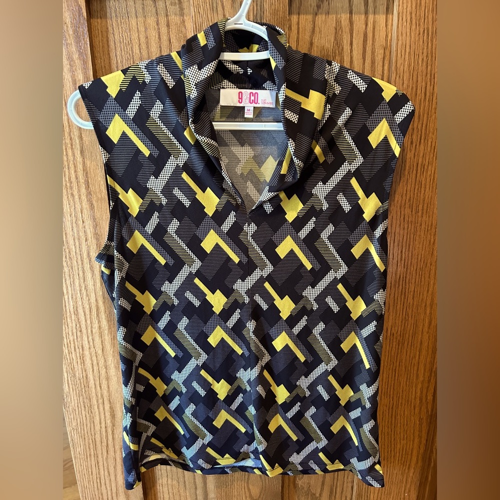 Women's 9 & Co Suit Separates Abstract Blouse Size Medium M EUC Sleeveless